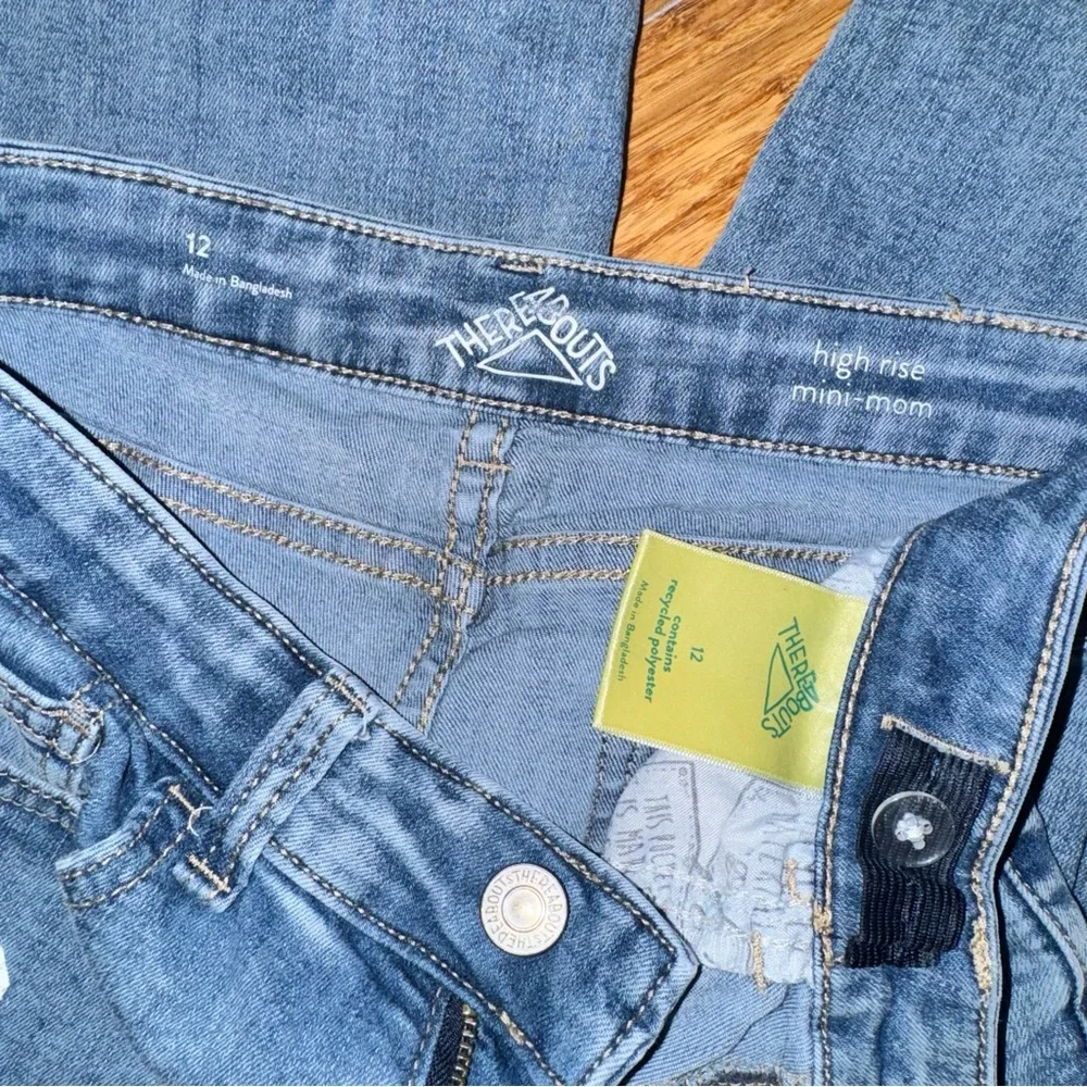 🌟HP🌟👖 Thereabouts High Rise Mom Jean - Picture 7 of 7